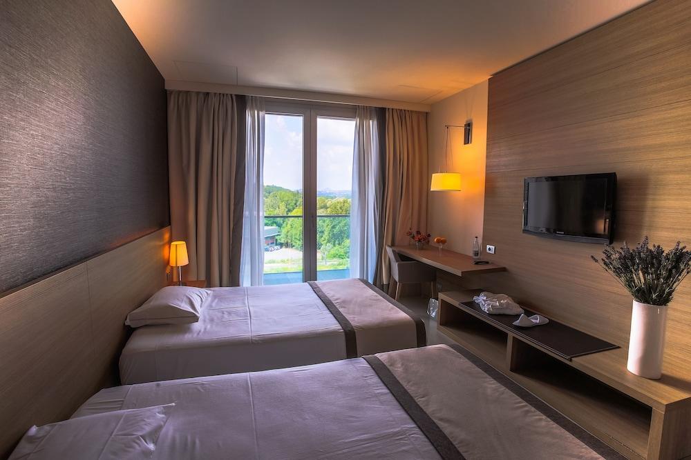 Garbagnate Monastero Hsm Hotel San Martino מראה חיצוני תמונה